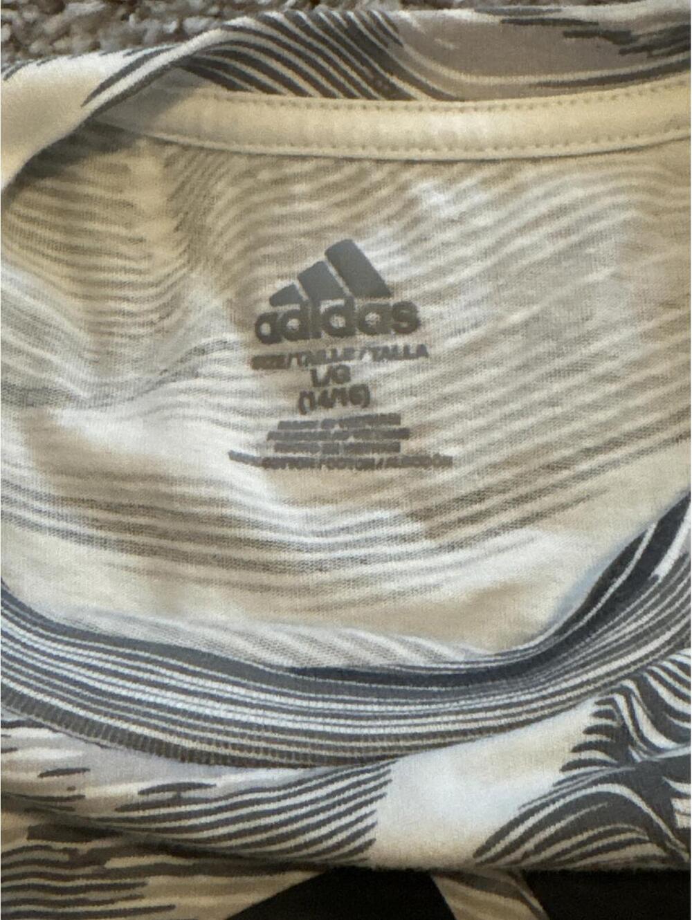 Adidas Boys Large Gray Patterned Athletic Tee - Comfortable Breathable Fit - Picture 2 of 3